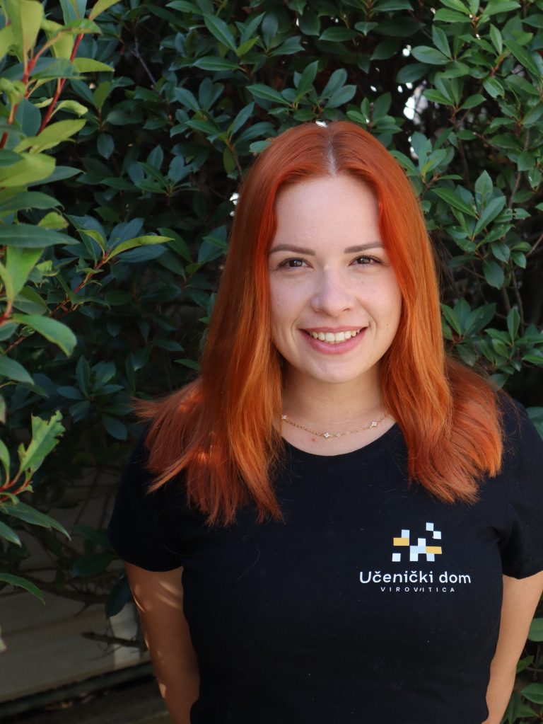 Lucija Viktorija Suvajac